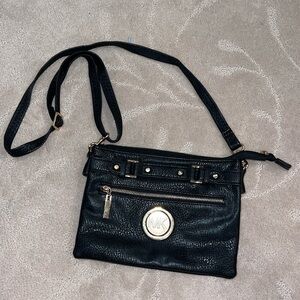 LIGHTLY USED!! Michael Kors crossbody